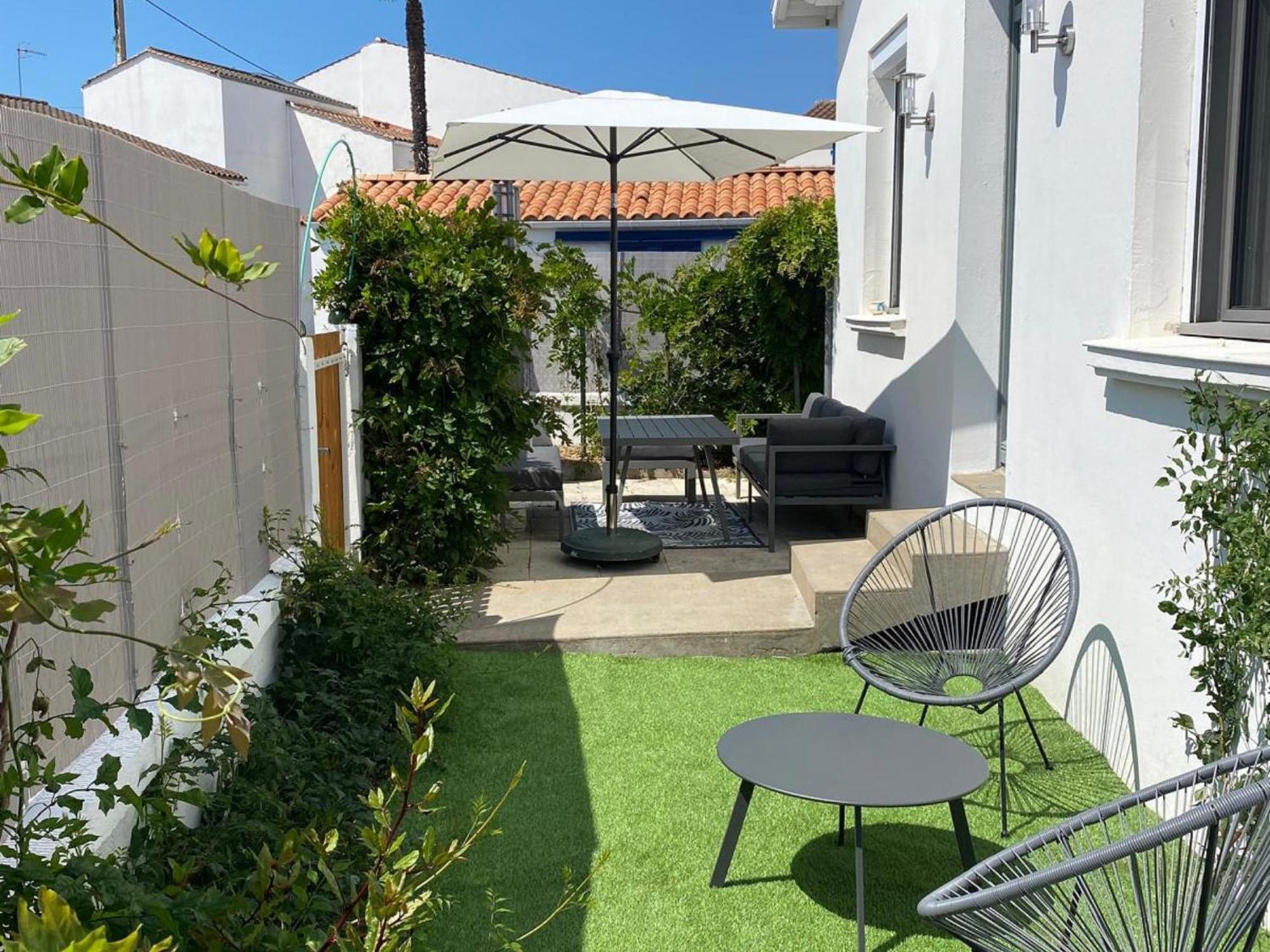 Charmante Bord De Avec Parking Et Wifi, Proche Et Commerces - Fr-1-22-377 * La Tranche-sur-Mer